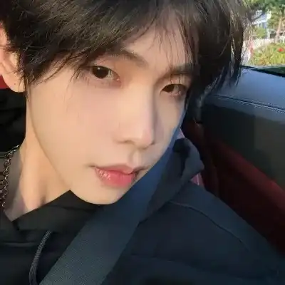 周瑞文